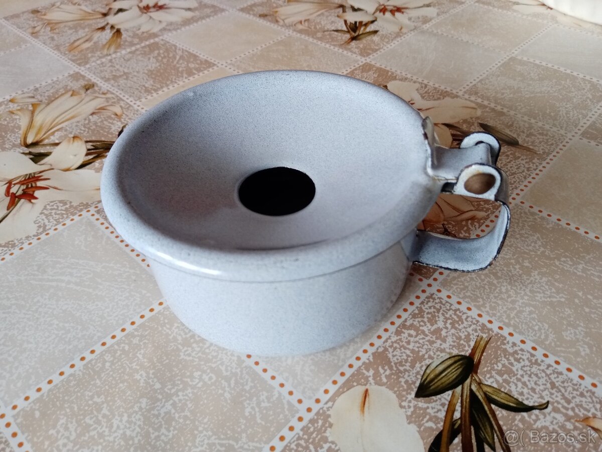 Retro pluvátko