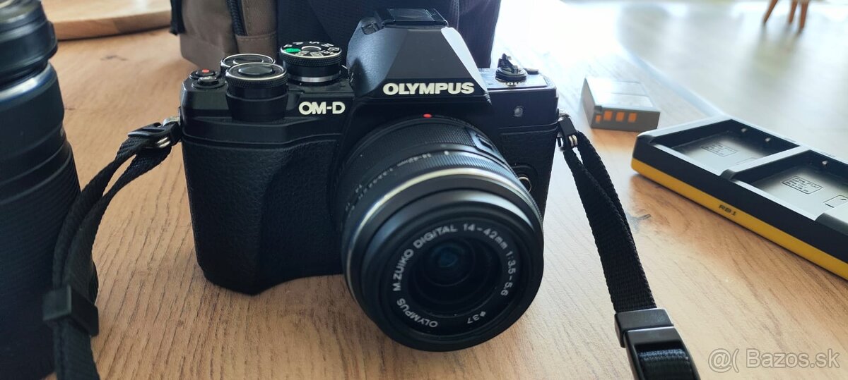 Olympus M10 mark III + príslušenstvo