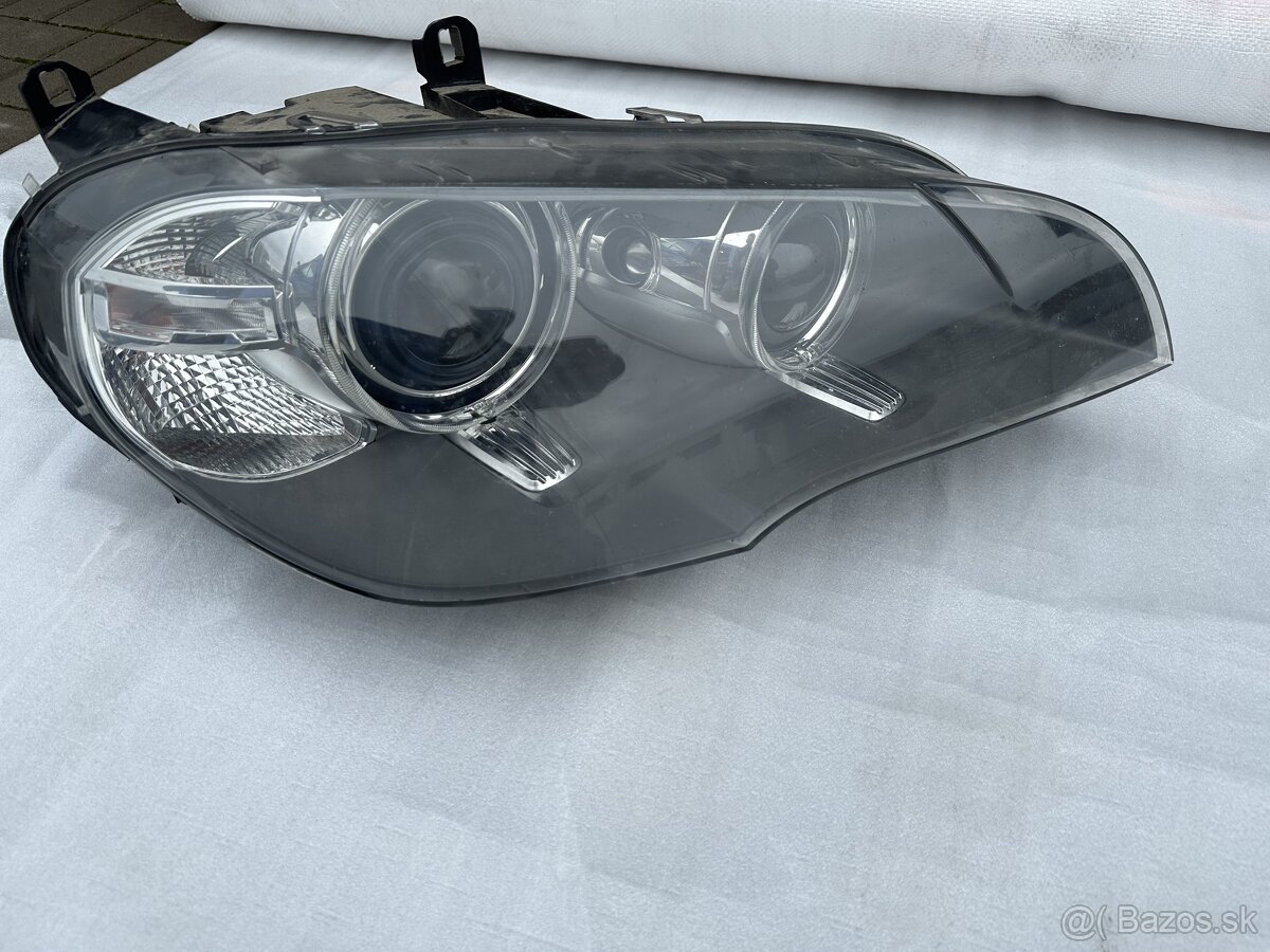 Predné prave svetlo BMW x5 e70 Lci facelift 7221896