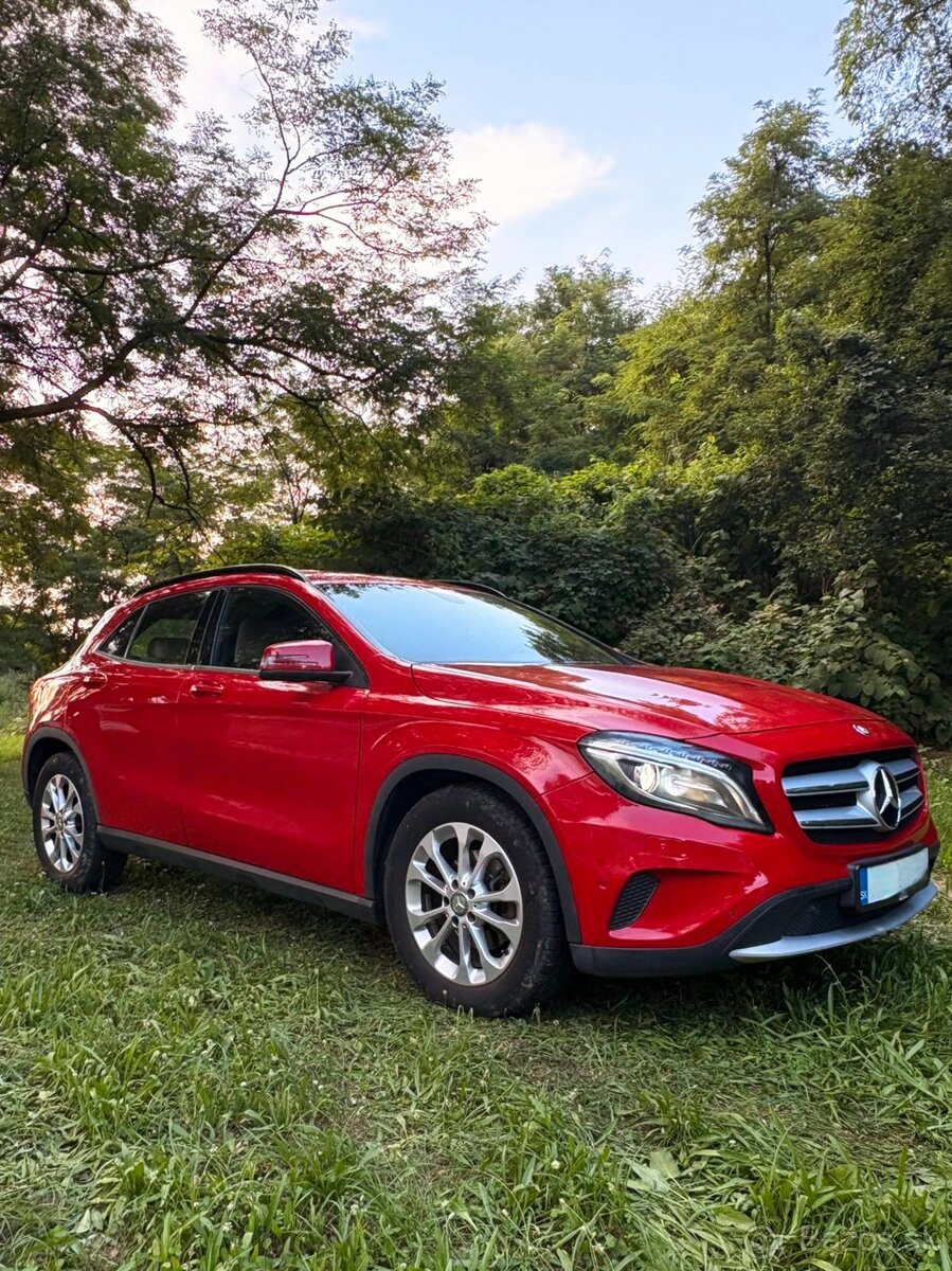Mercedes GLA
