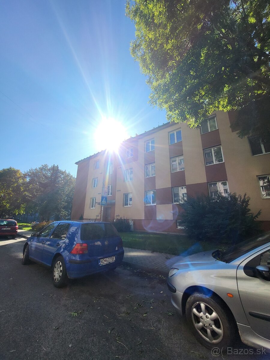 Na Malinovského ulici slnečný 67 m2 dobrý byt