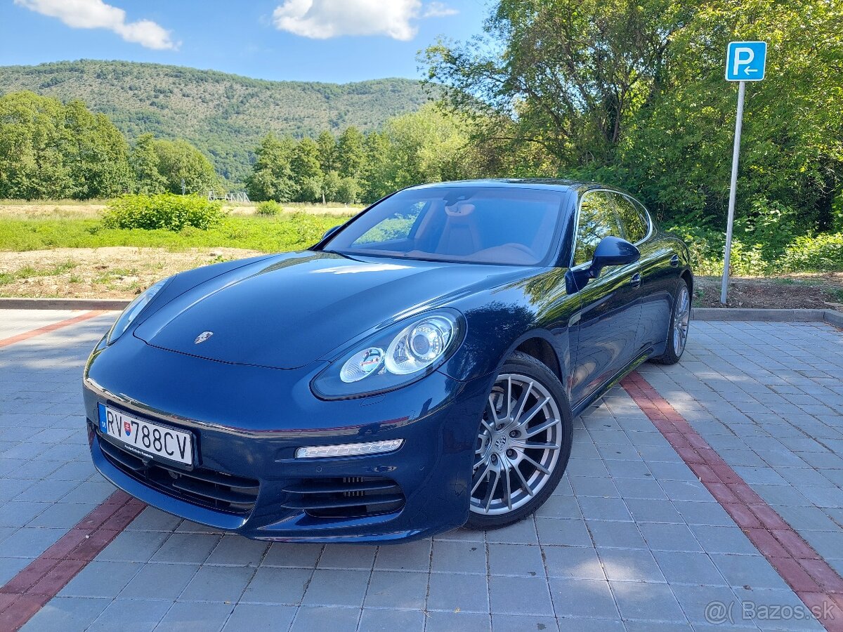 Porsche Panamera S