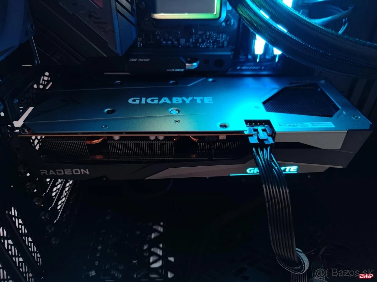 GIGABYTE RX 7600