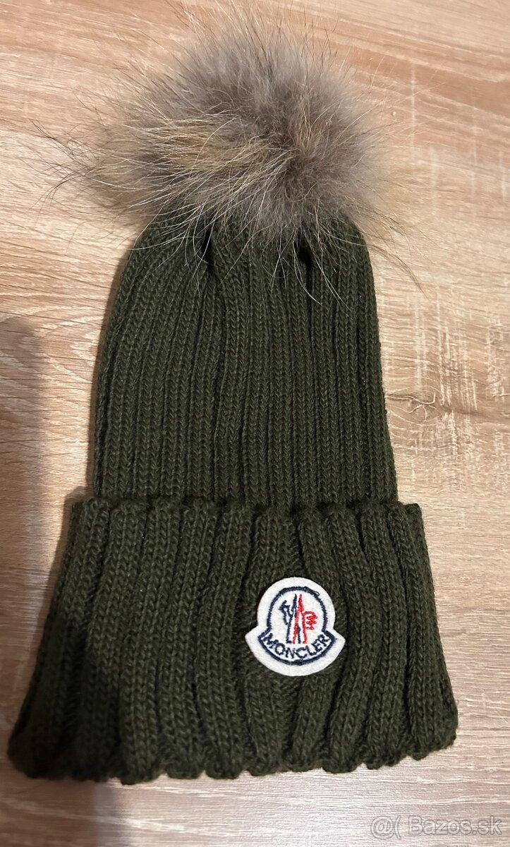 Ciapka Moncler khaki