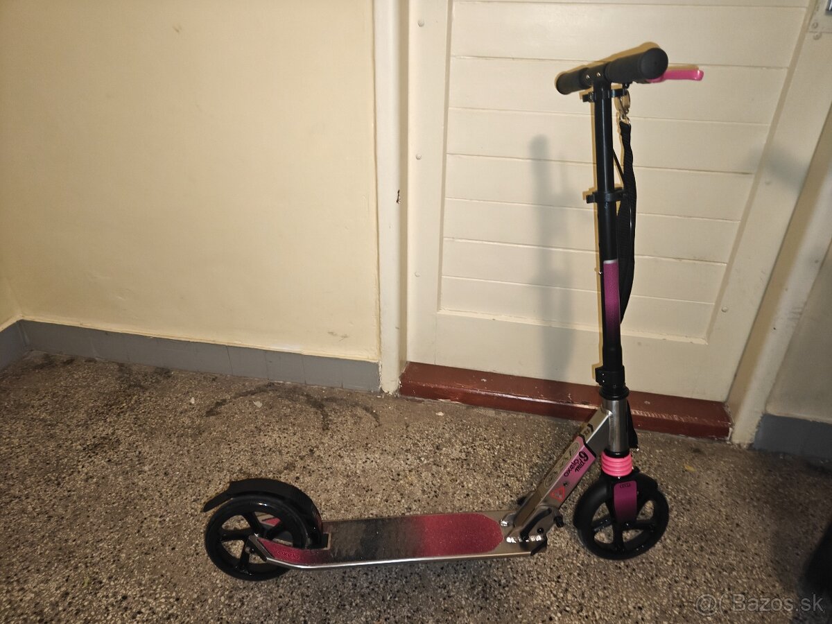 OXELO Detská kolobežka Mid9 ružová