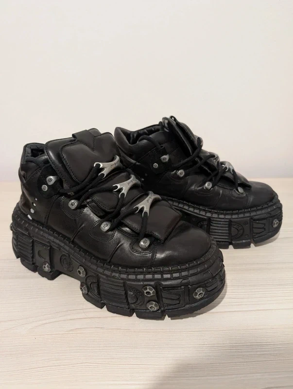 Masívne kožené platformy New Rock M-Wall106 S25 | Veľkosť 44