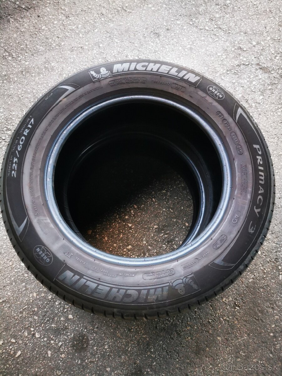 225/ 60 R 17 letné