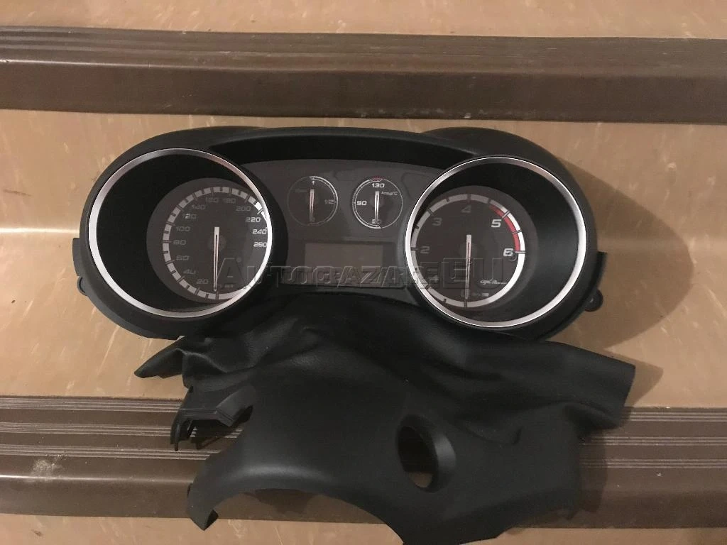 ALFA ROMEO GIULIETTA Budíky