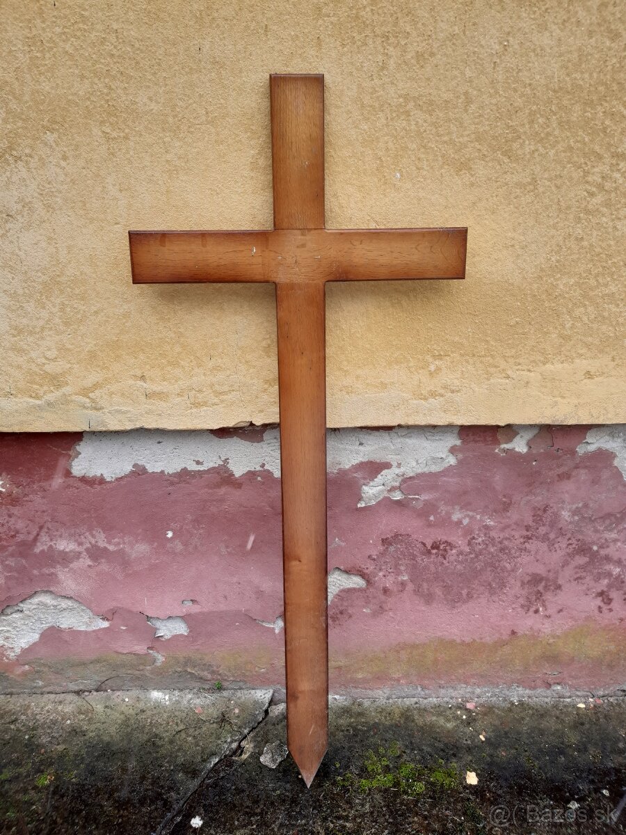 Kríž na hrob