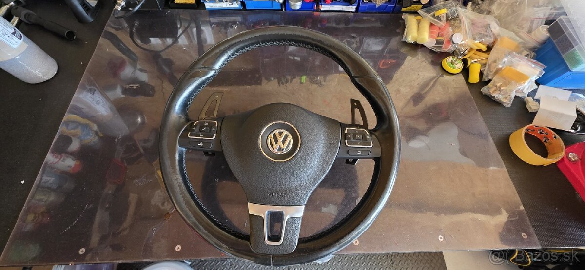 MF Volant s F1 padlami