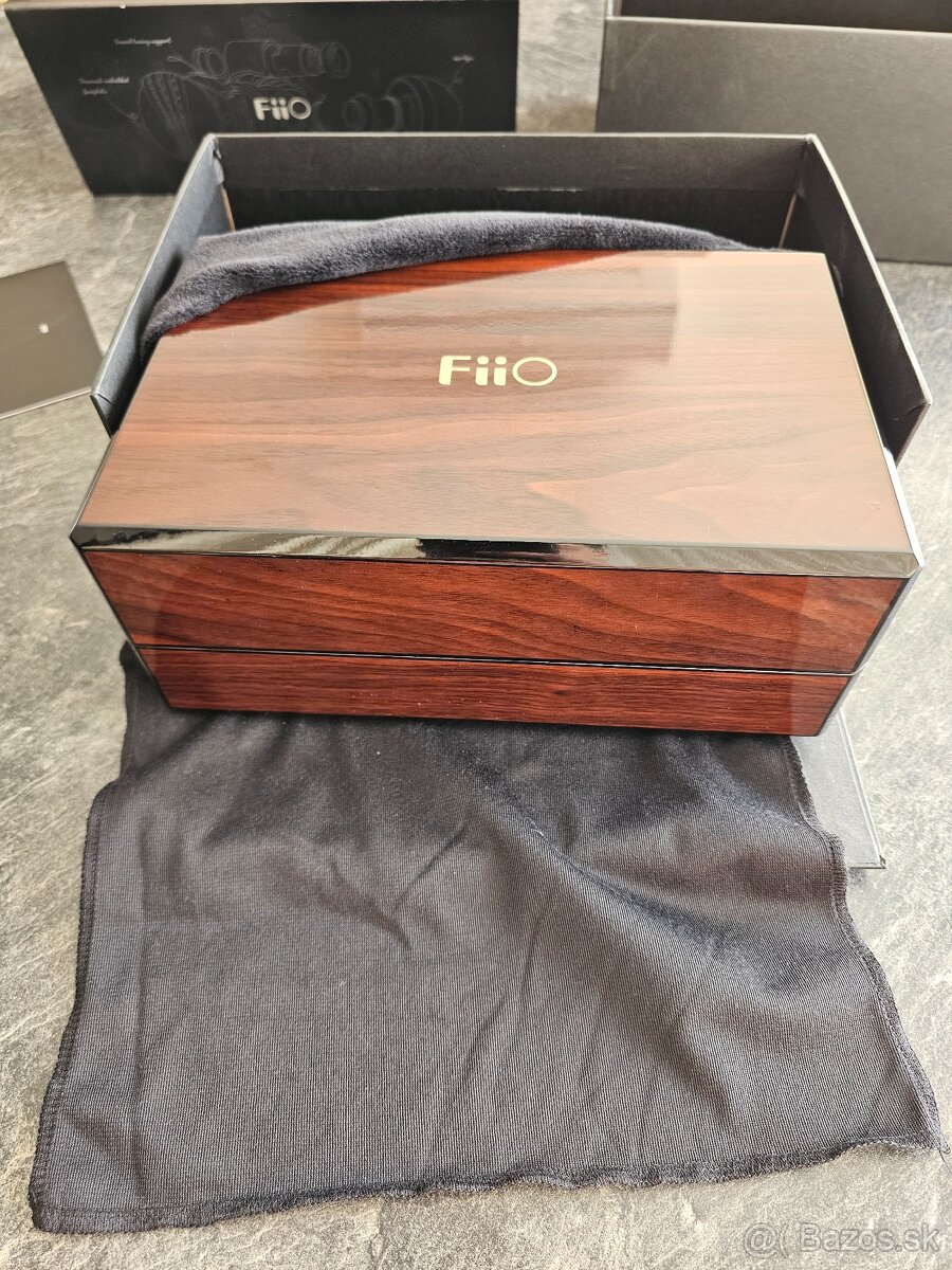 FiiO FDX beryllium IEM dynamicke sluchadla