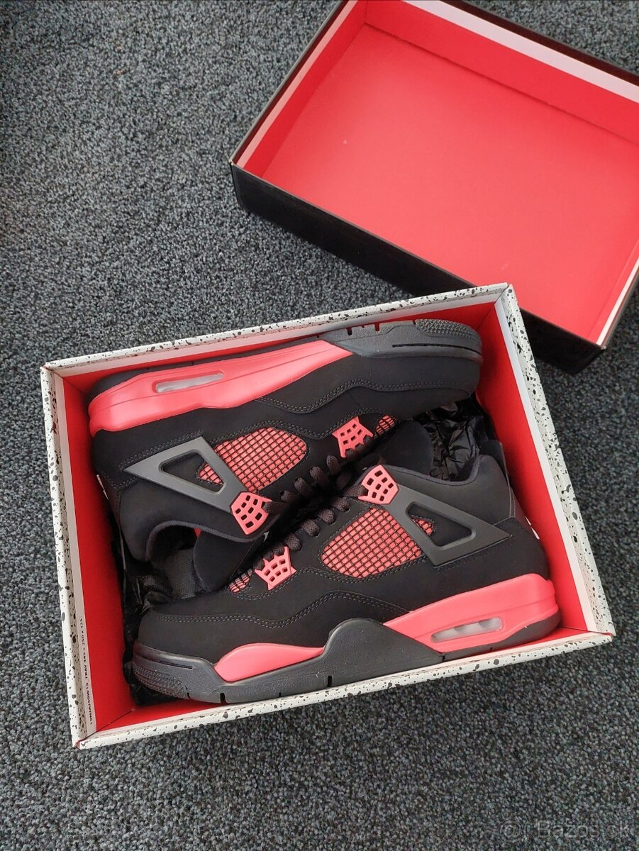 Jordan 4