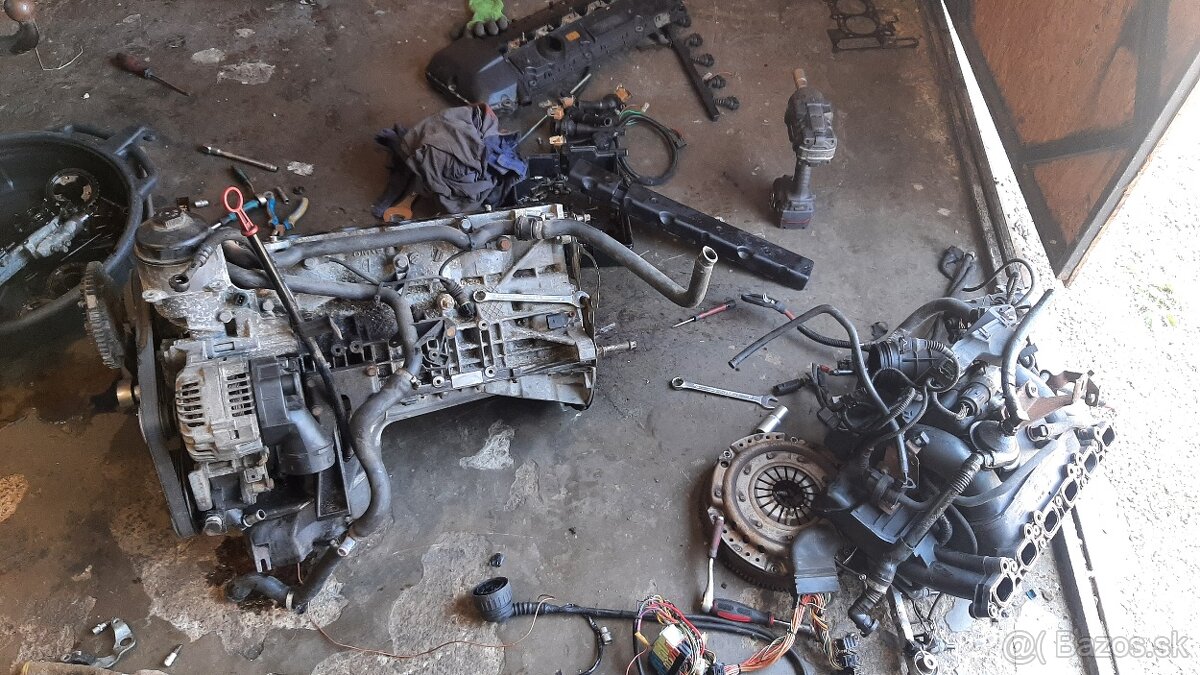 M52TU25B