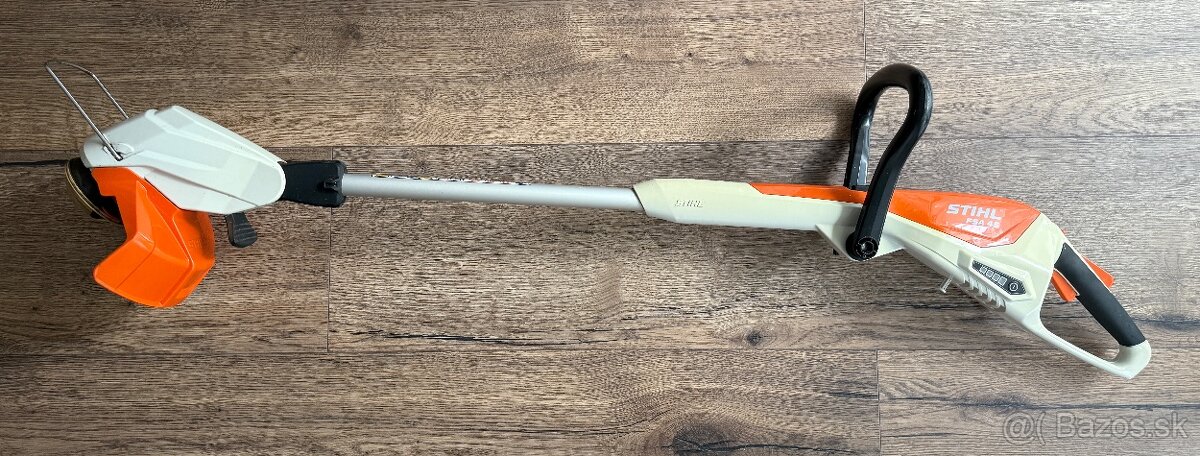 Akumulátorový krovinorez Stihl