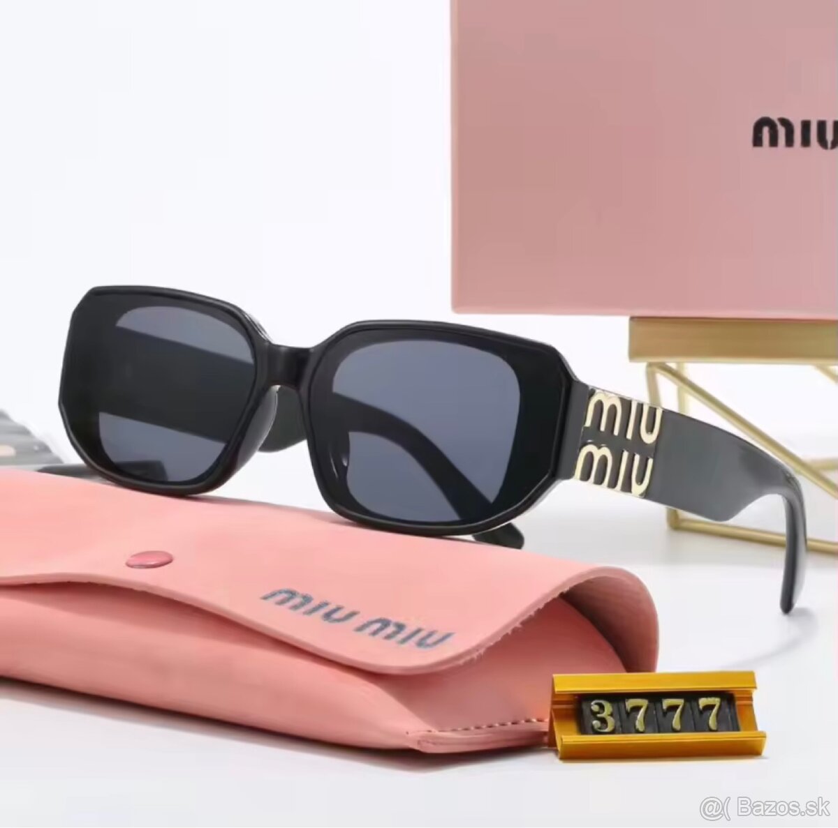 Miu- miu ( čierne okuliare)