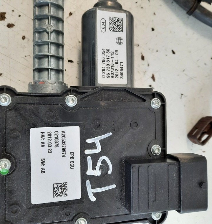 Predám Elektrická ručná brzda Citroen C4 Grand Picasso 96730