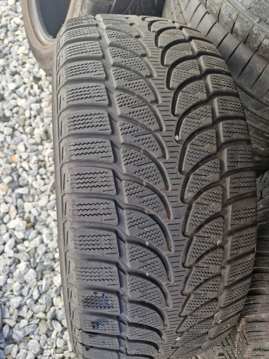 Zimné pneu BRIDGESTONE BLIZZAK 255/55R18