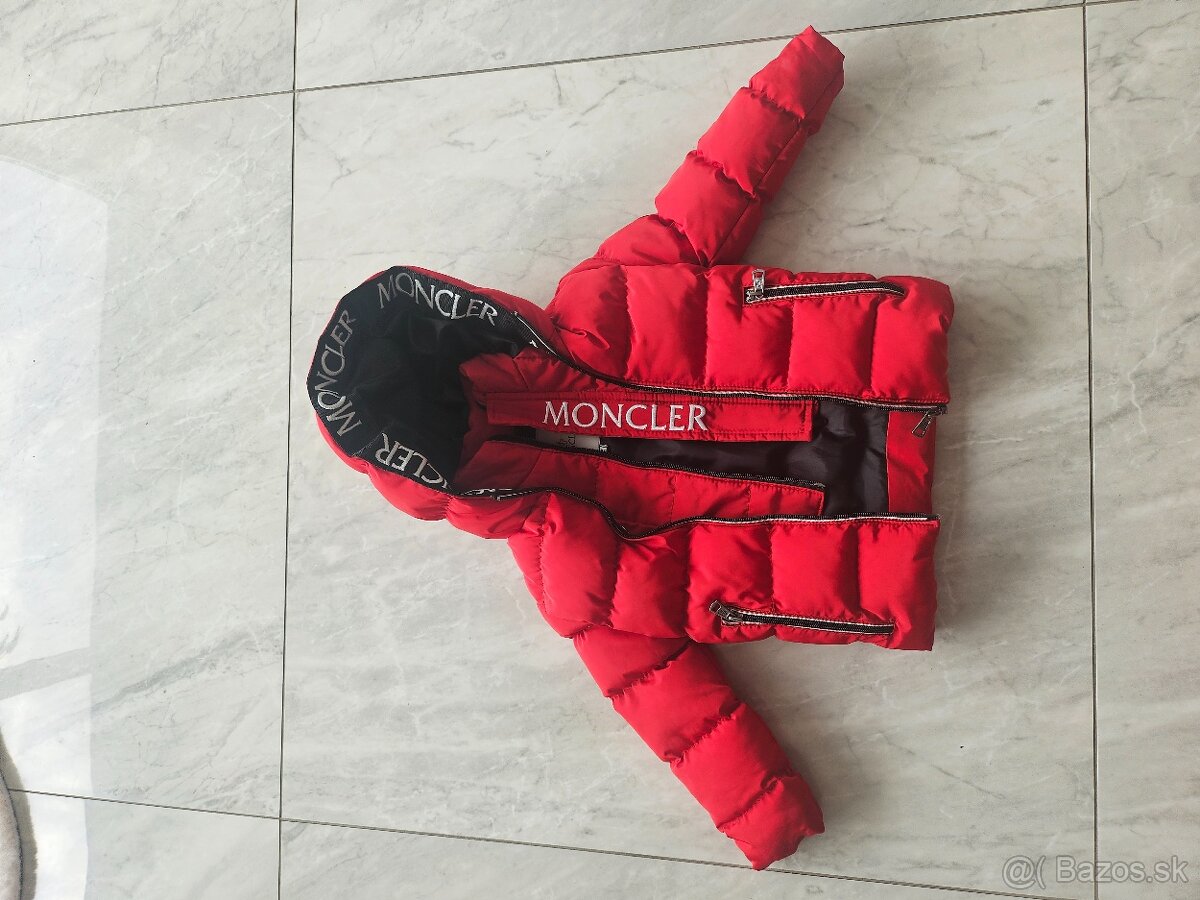 Bunda Moncler 2 roky