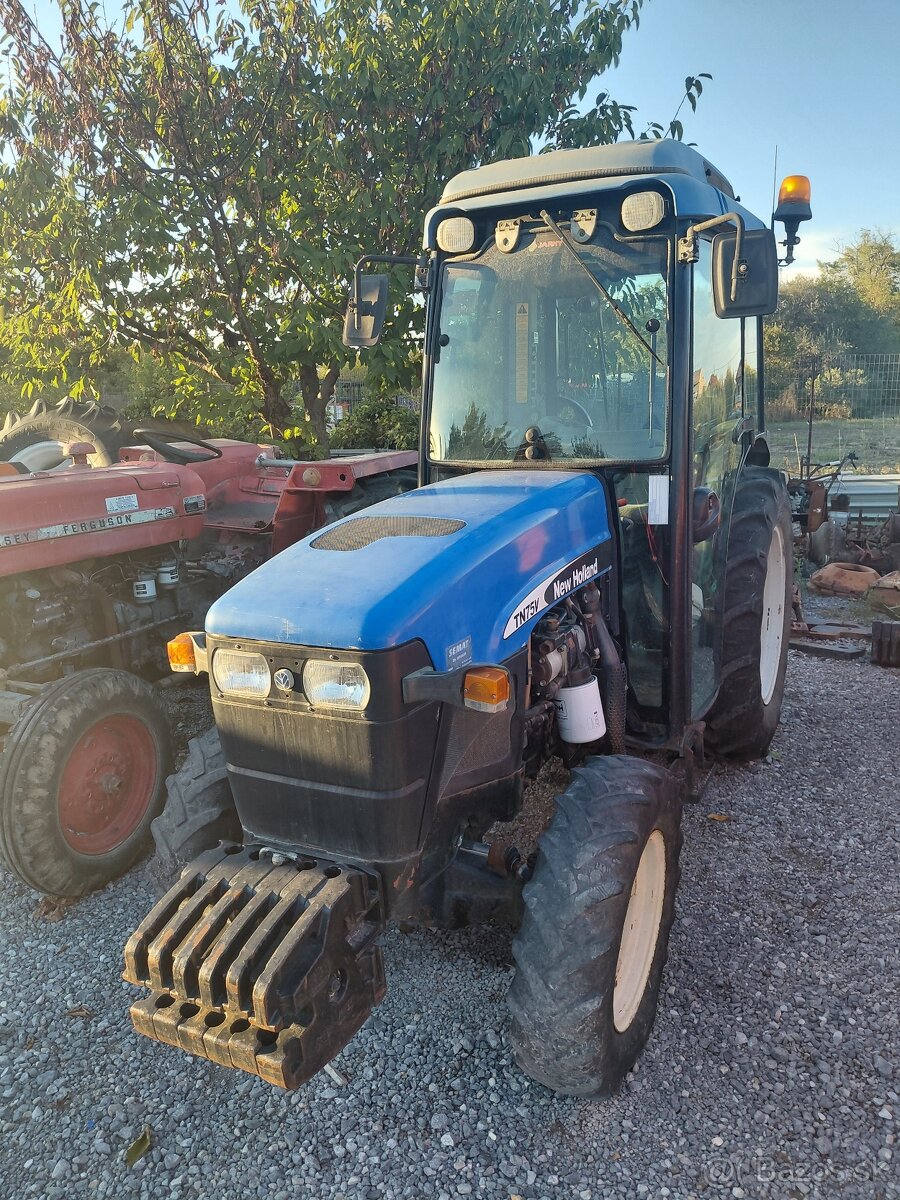 New Holland TN75N