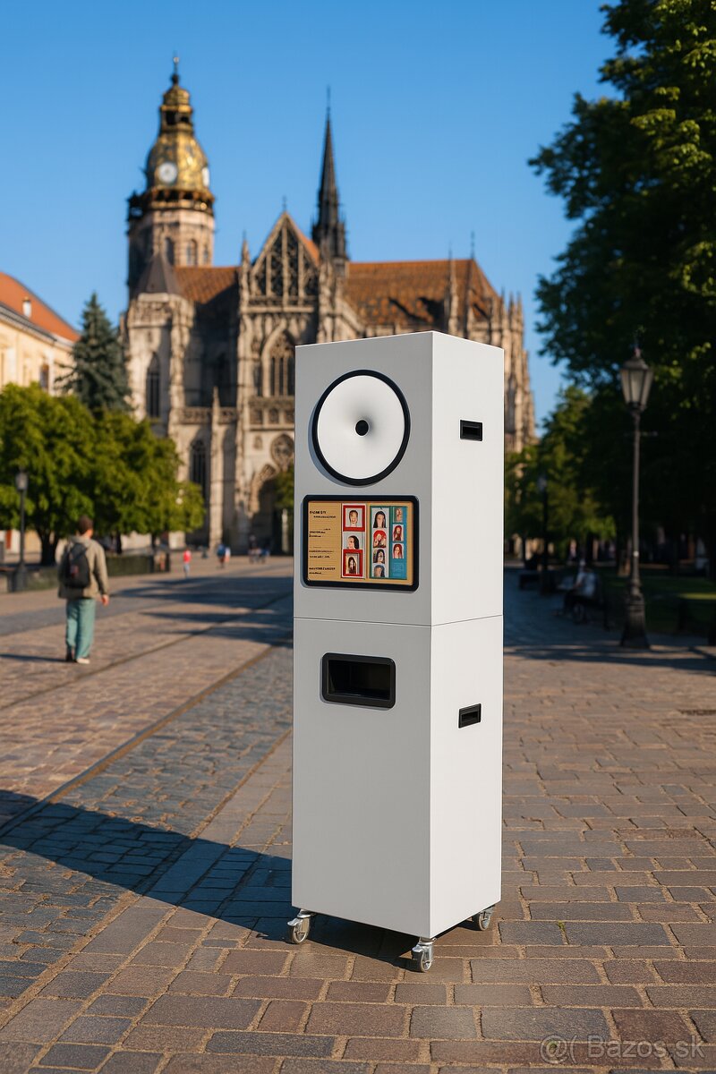 PREDÁM FOTOBÚDKU S OBROVSKÝM MNOŽSTVOM PRÍSLUŠENSTVA