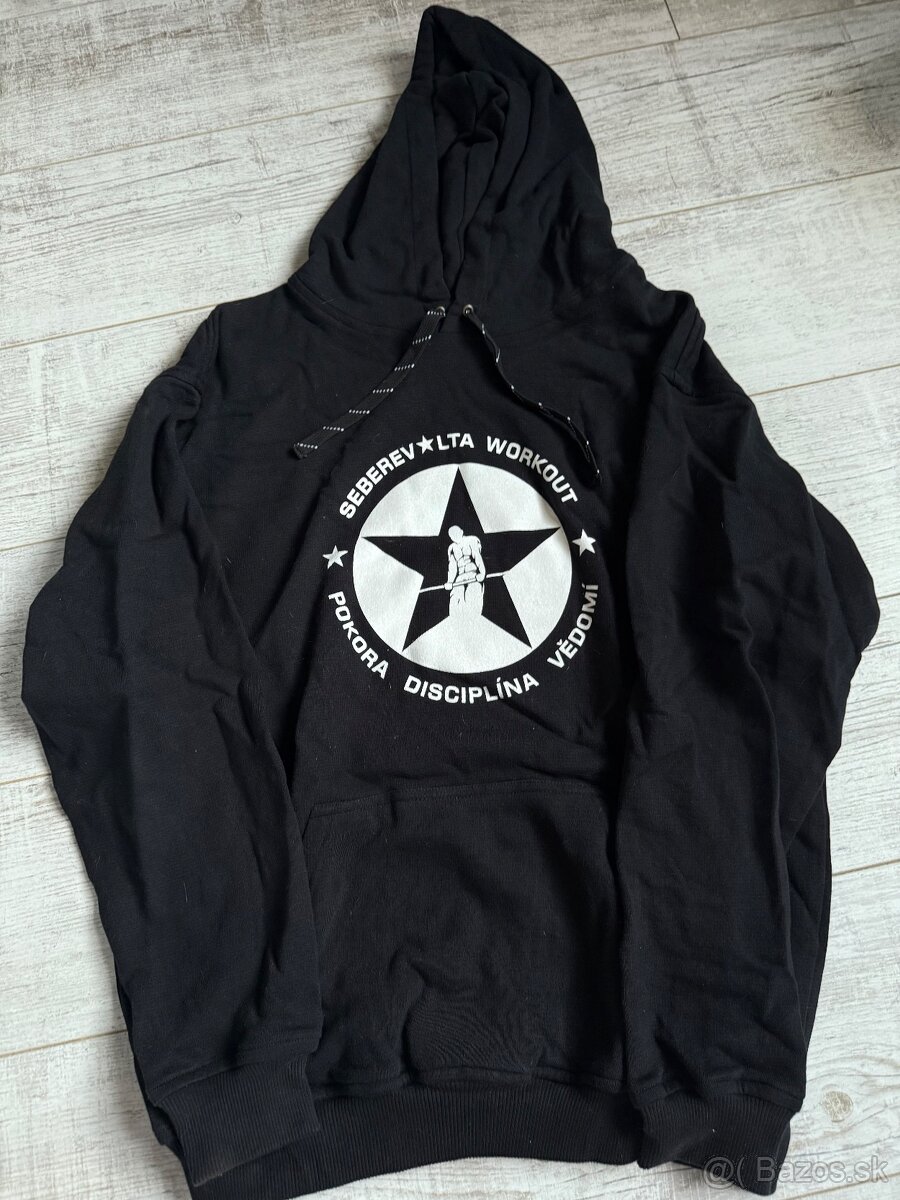 Čierna mikina veľ L