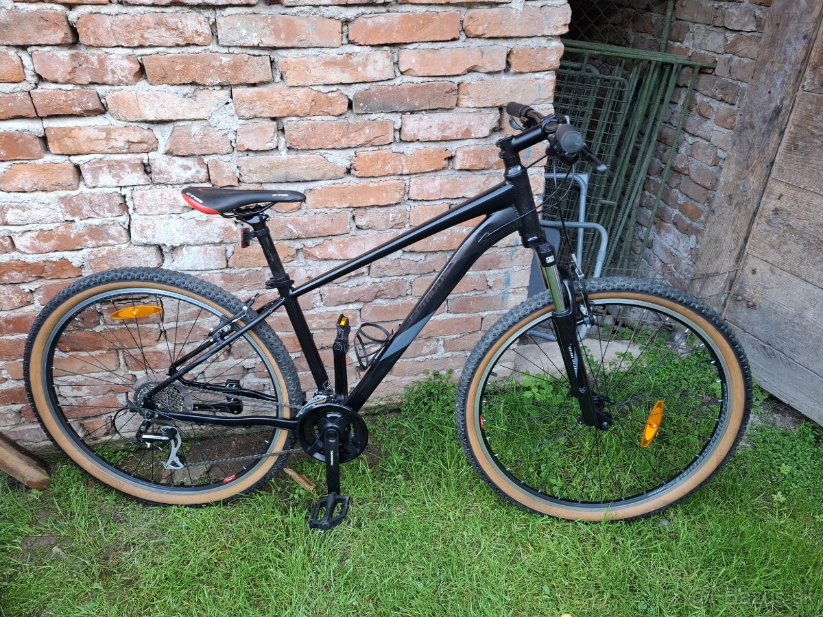 Predám Serious 29er/Mko-43 cm/3x8, odpruzena vidla