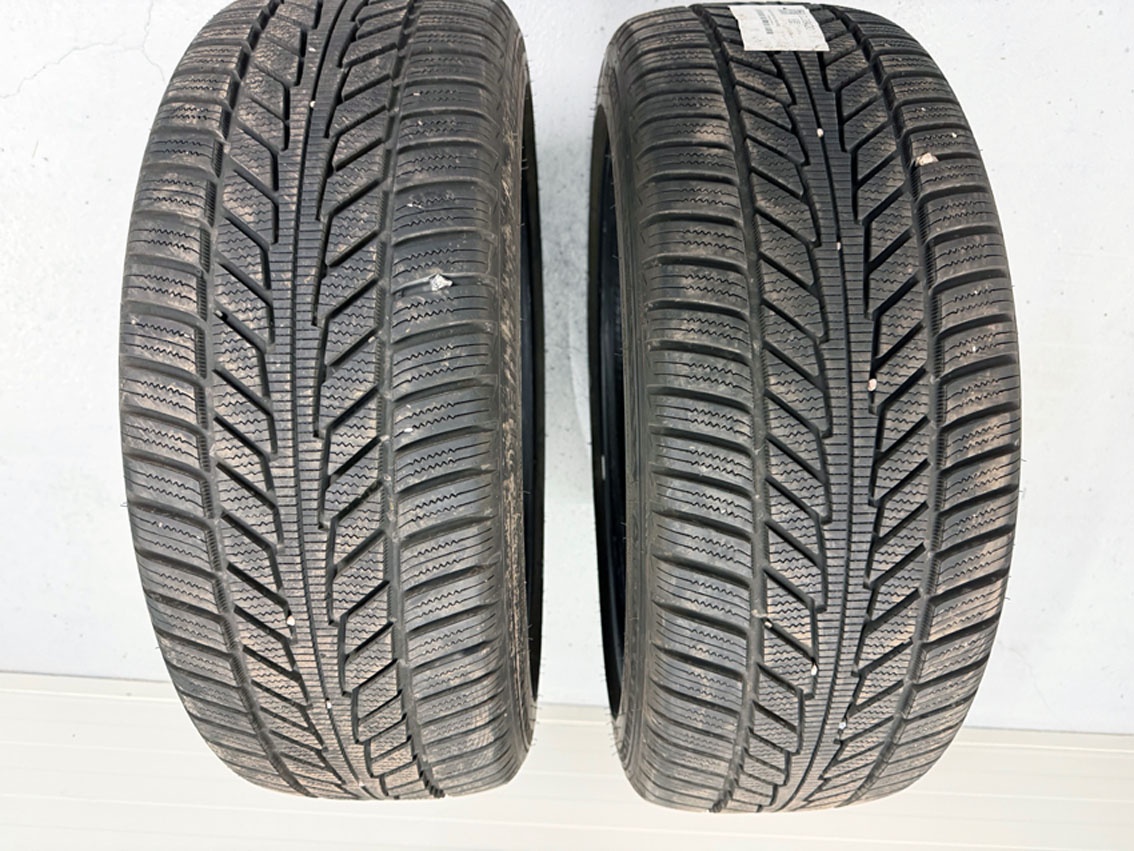 20 zimne pneumatiky Hankook ION I-cept EV 235/45 R20