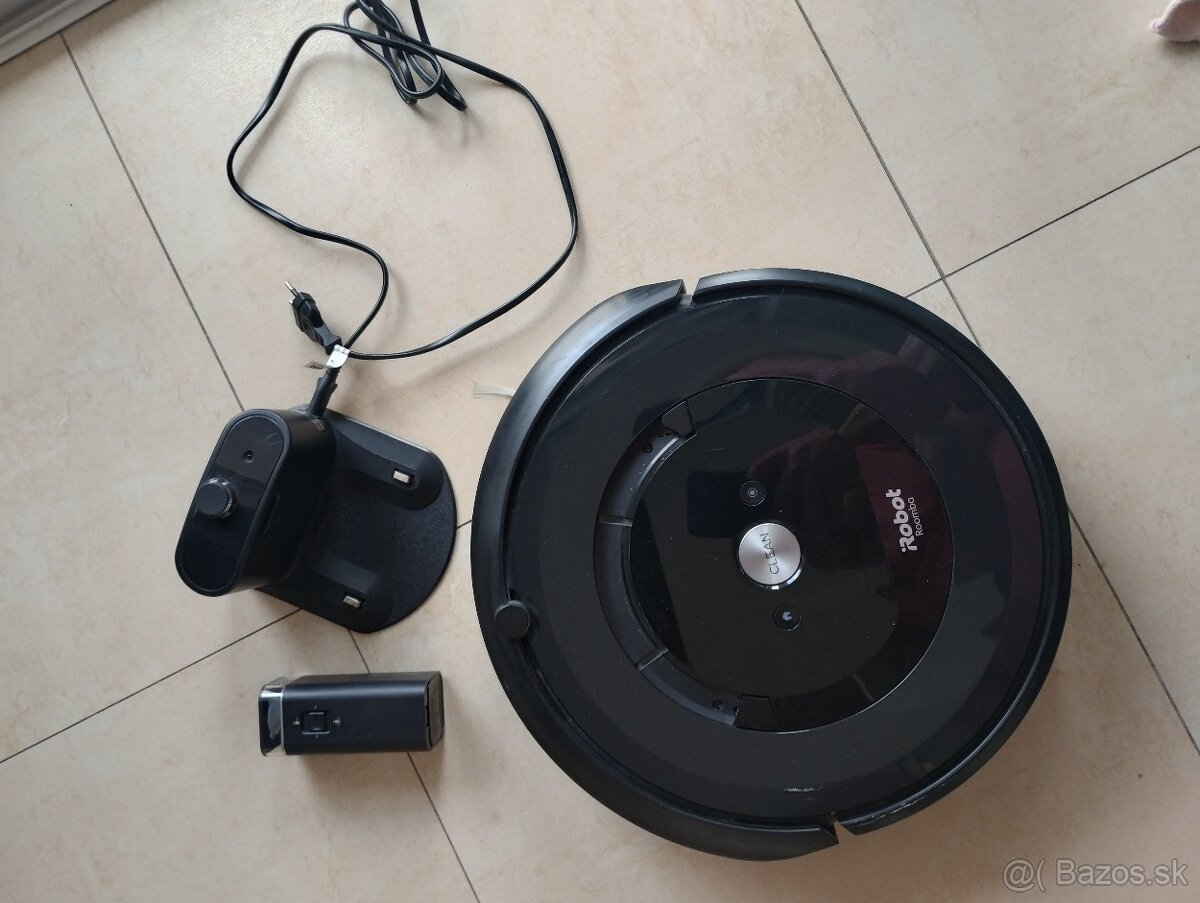 Predám robotický vysávač irobot roomba e5