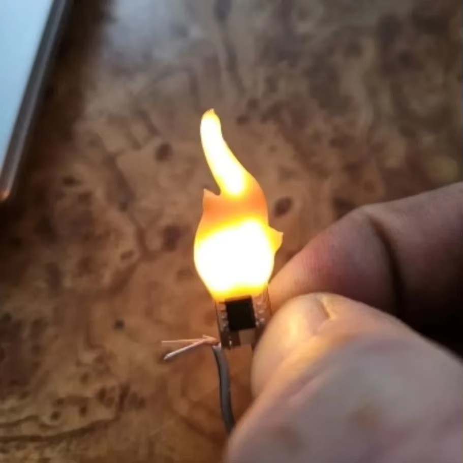 Led imitácia sviečky