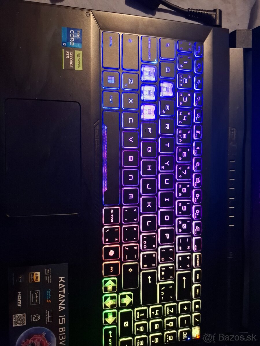 predám úplne noví notebook msi katana 15 b13v intel core7