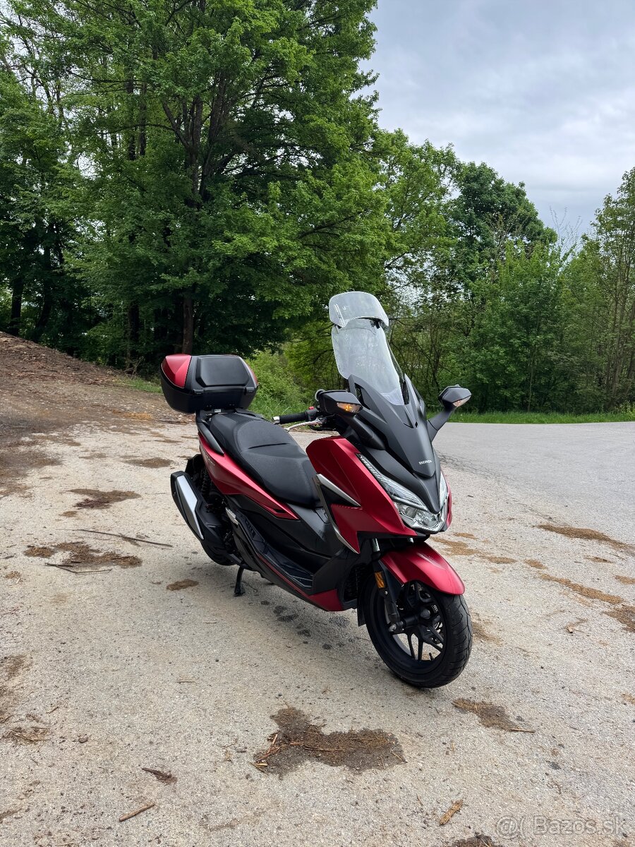 Honda Forza 350 - TOP stav