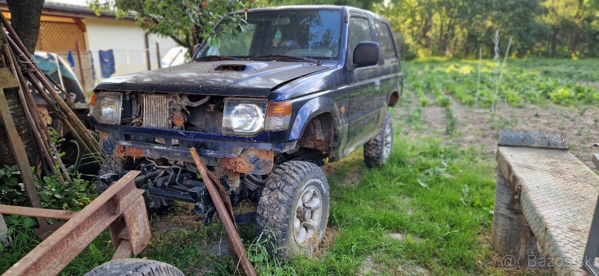 Mitshubishi Pajero 2,5 td