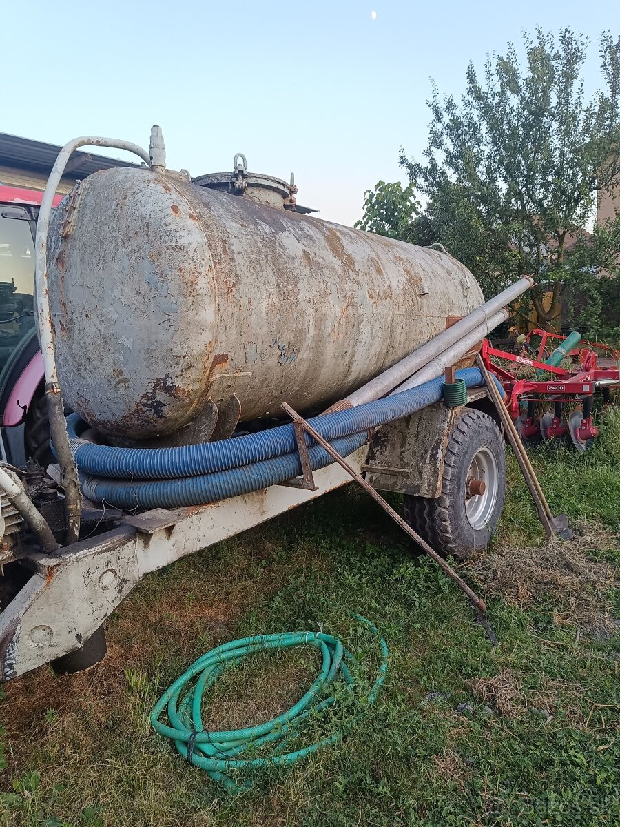 Fekal 4000 litrov