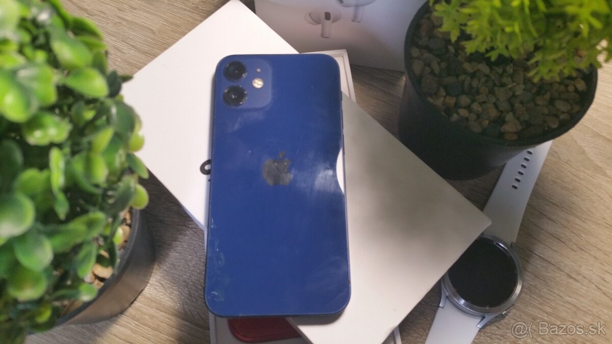 iPhone 12 mini – rozbitý displej