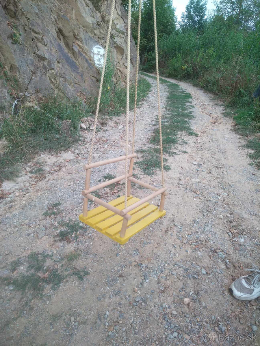 DETSKA HOJDACKA,DETSKA STOLICKA