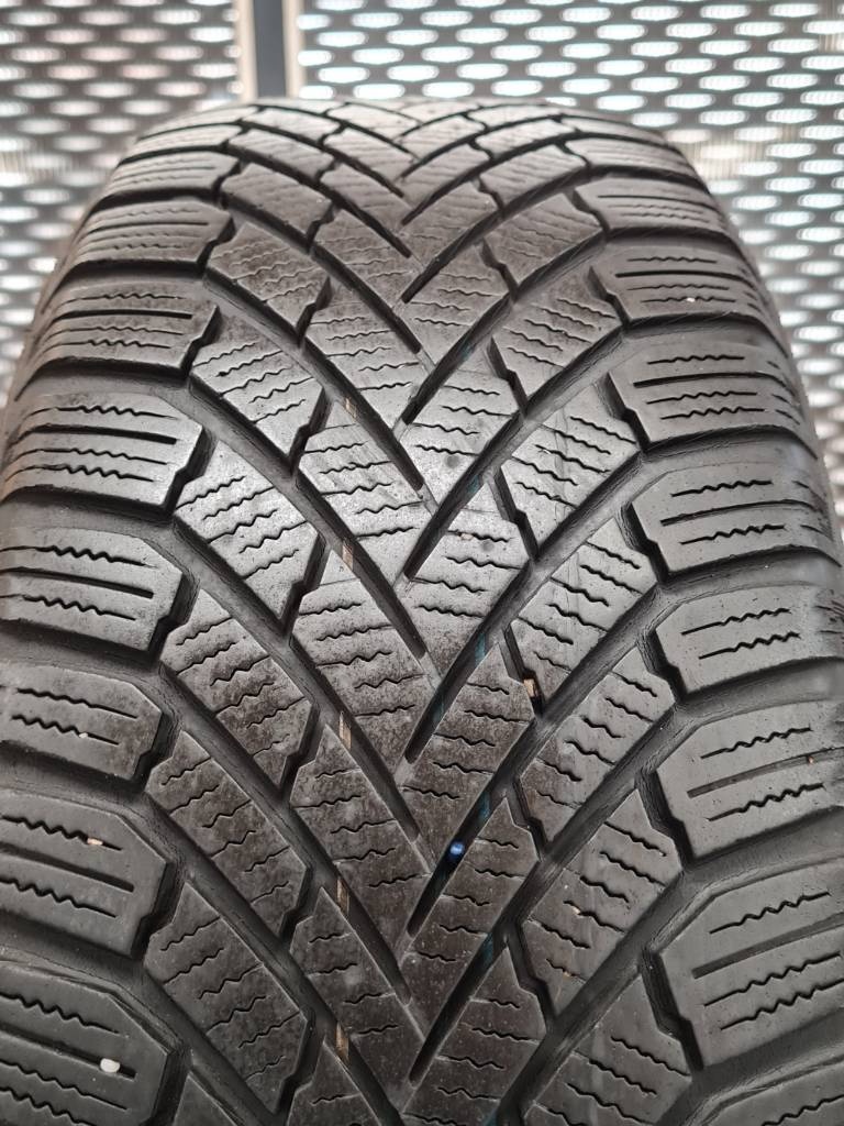 4x Continental 205/55 R16 91H zimné pneumatiky.