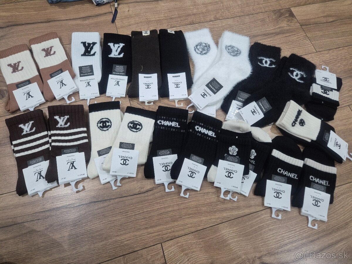 Nové ponožky Chanel