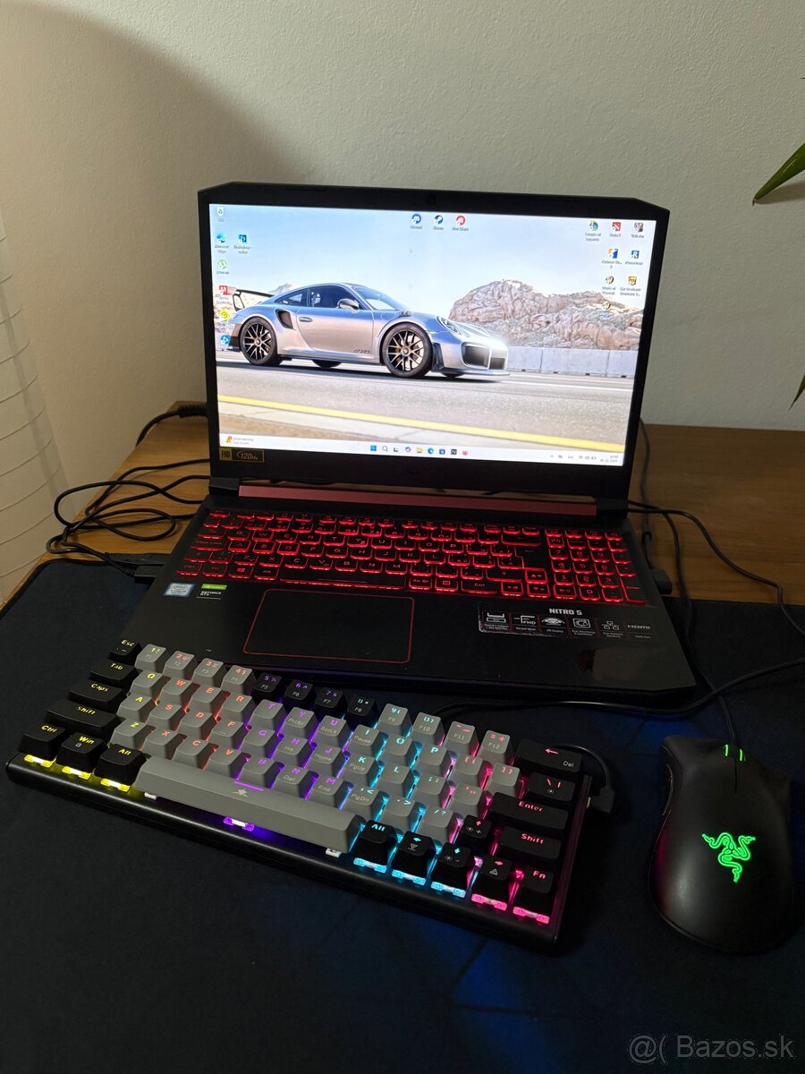 Herný notebook Acer Nitro V / 5