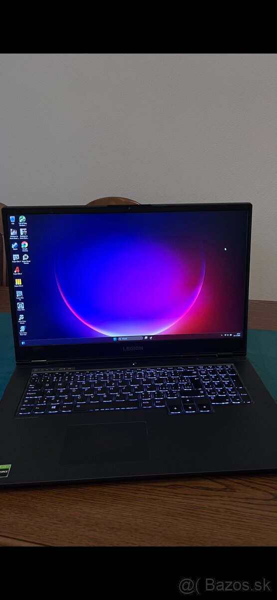 Herný notebook 17 palcovy