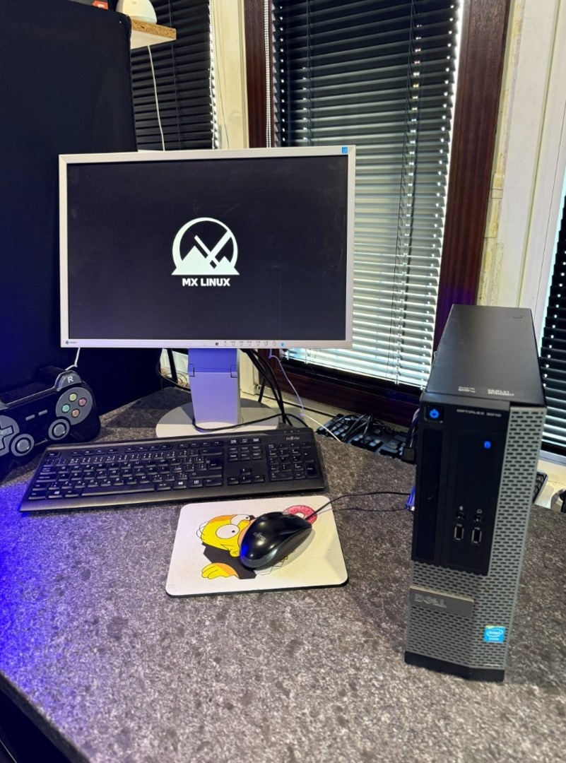 Počítač Dell s LINUXOM / i3-3220 / 4GB RAM / 500GB HDD