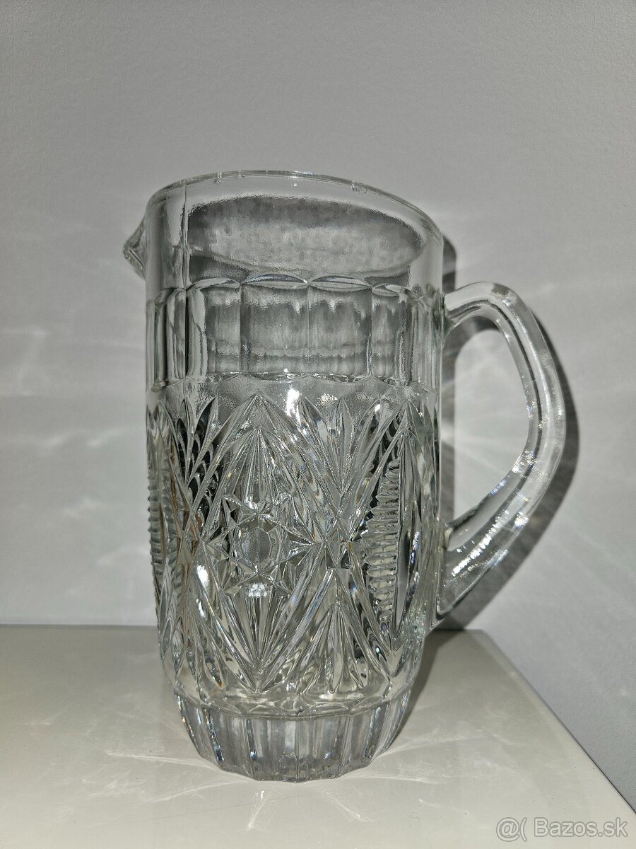 Predam kristalovy dzban