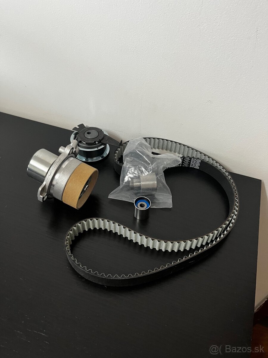 Vodné čerpadlo + sada ozubeného remeňa