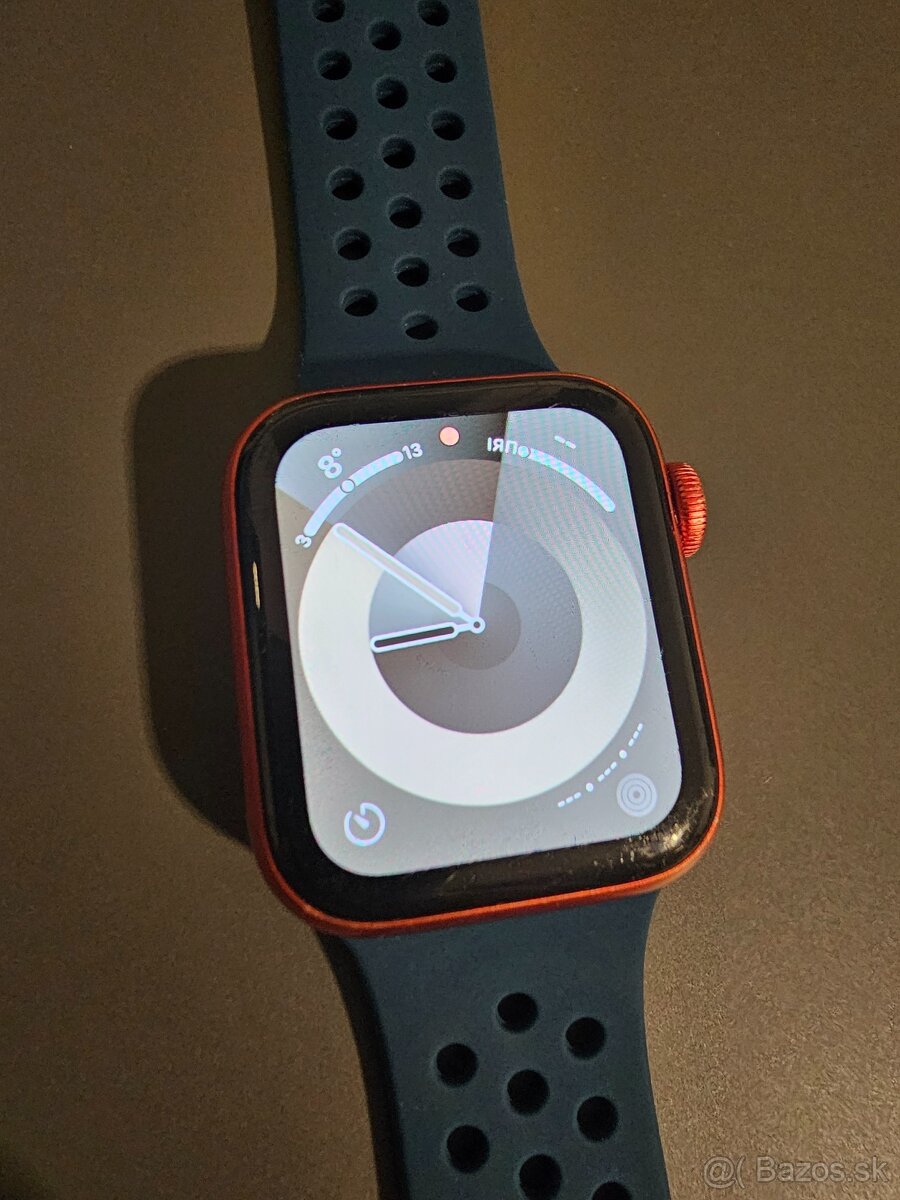 Apple Watch Series 6 C-Sport - 40 mm, GPS