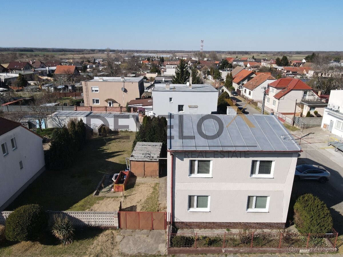 Na predaj 5-izbový rodinný dom v obci Veľké Leváre
