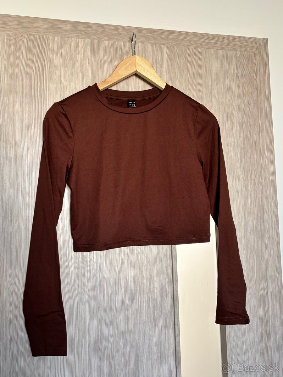 Predám hnedý crop-top
