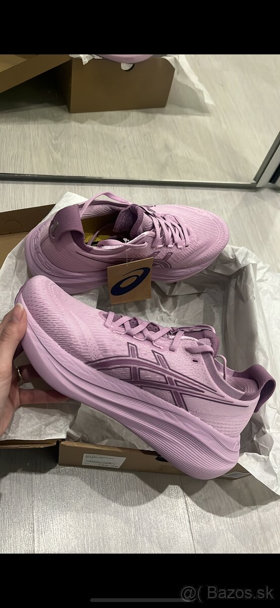Asics Gel Nimbus 27
