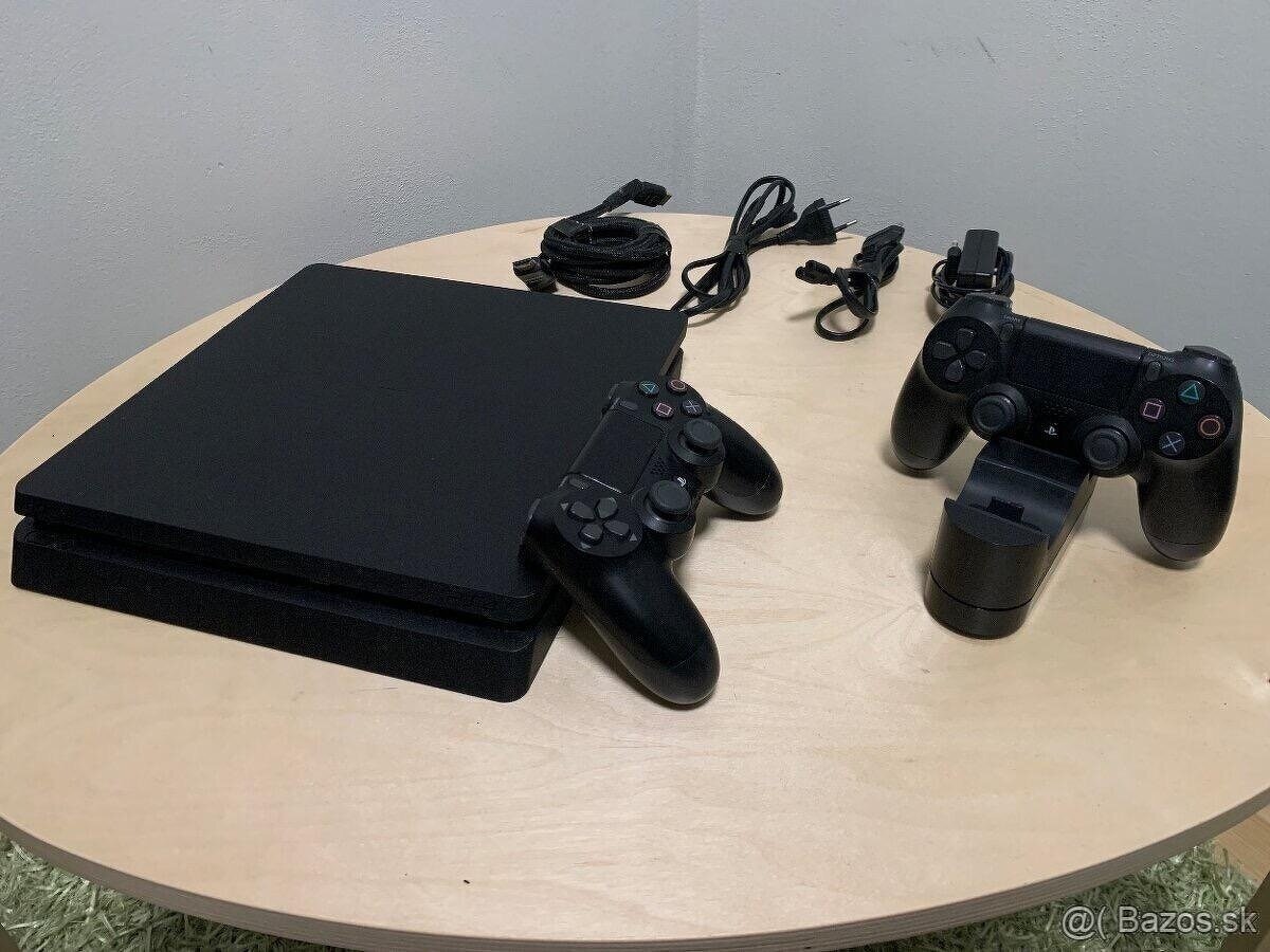 Playstation 4 Slim