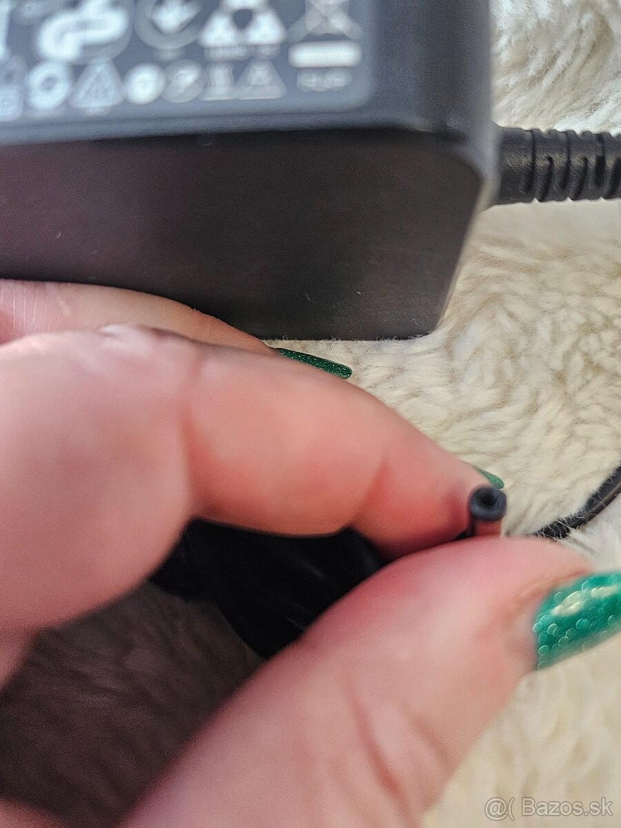 Nabíjačka na notebook lenovo hp