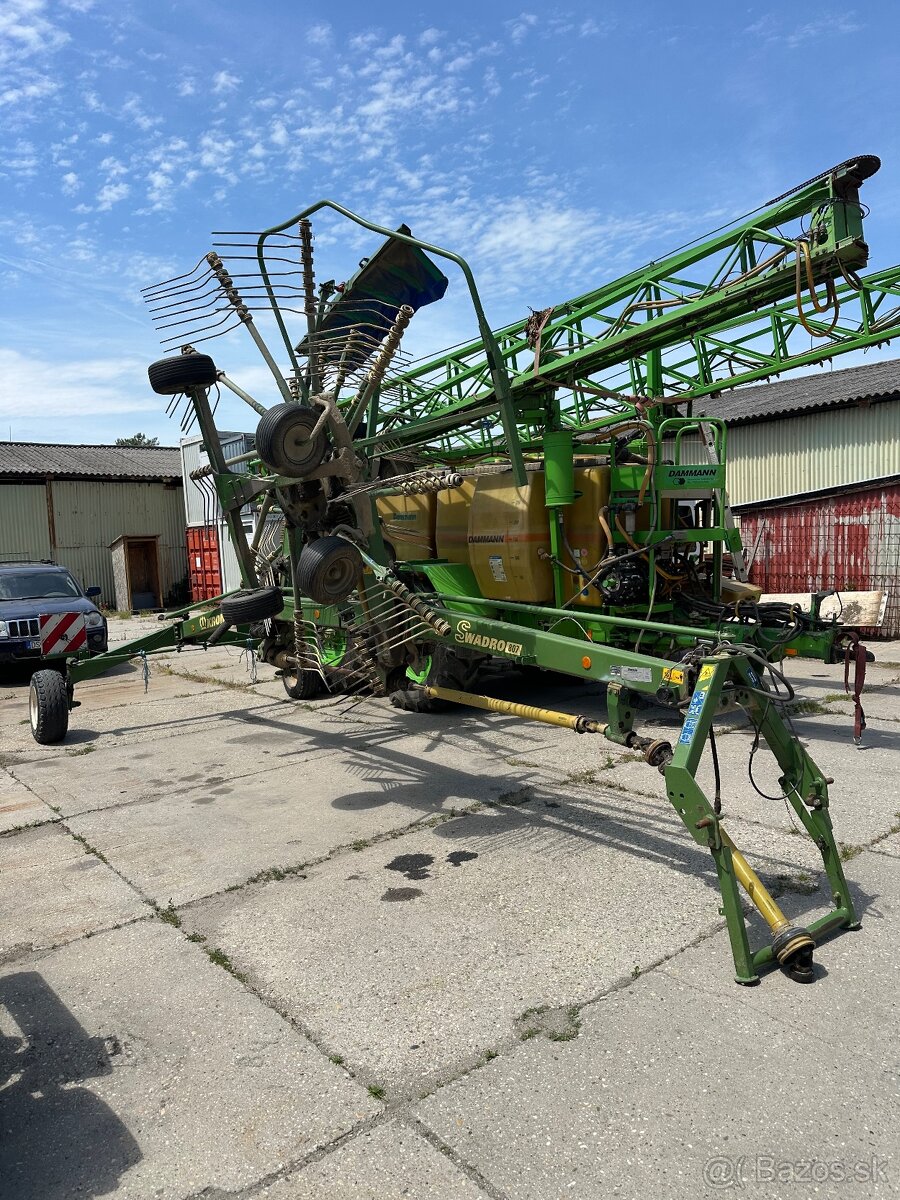Predam zhrnovac Krone Swadro 807