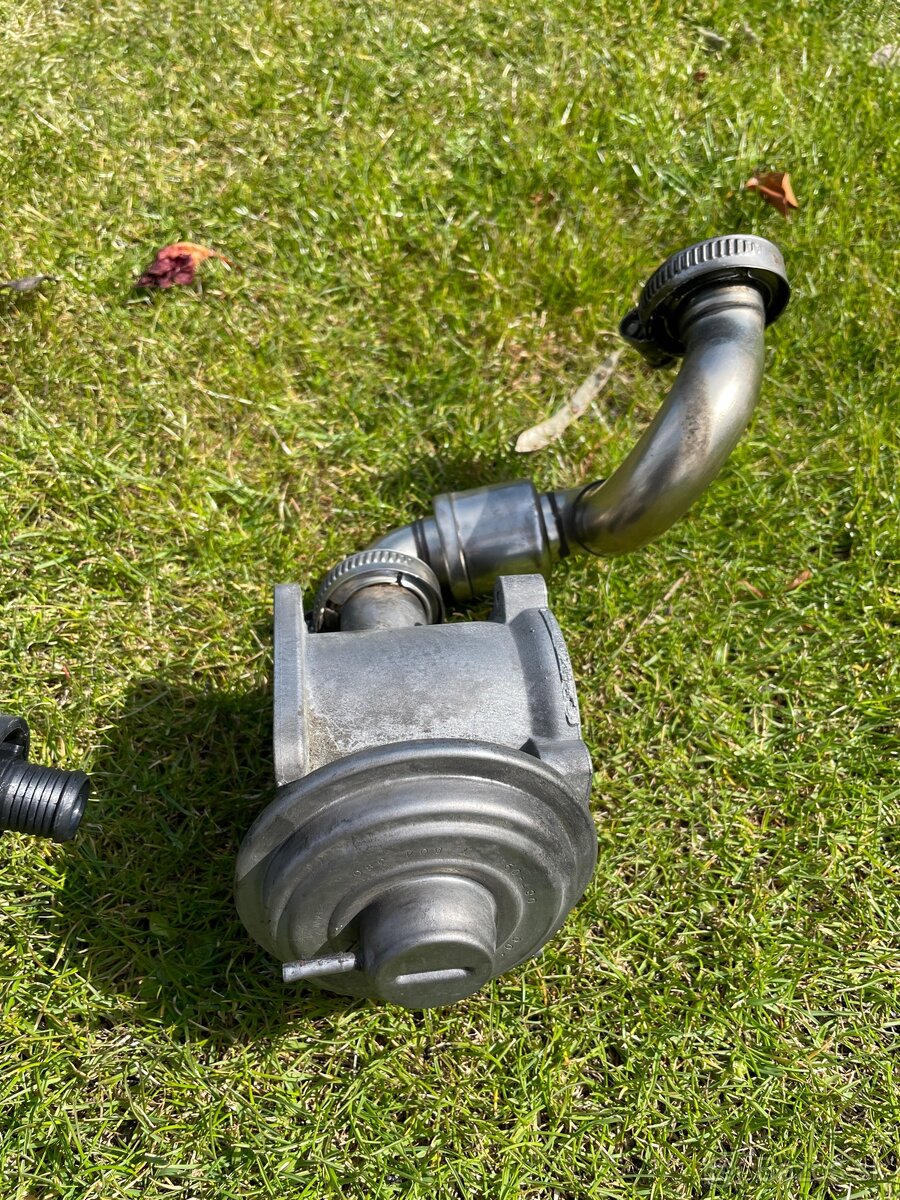 BMW M57 Pierburg EGR ventil 3.0d M57
